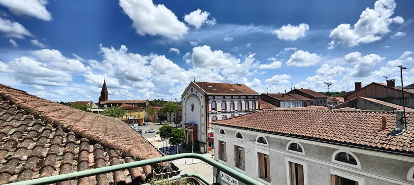 The rooftops of Jean Jaurès - Image 1