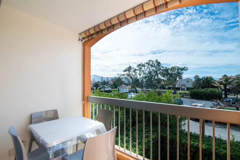 Saint-Cyprien apartment - Image 1