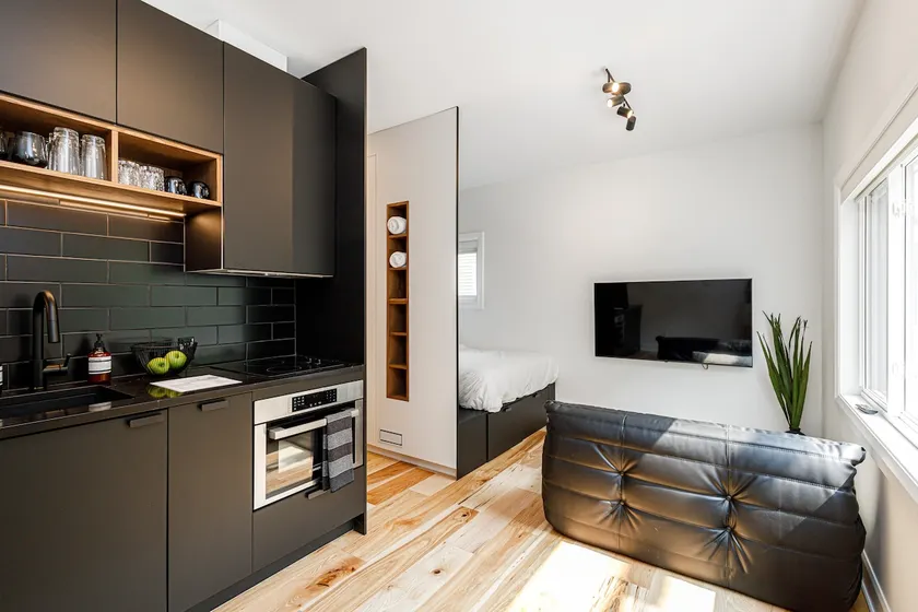 La Dolce Vita Studio Apartment w/ parking - Image 1