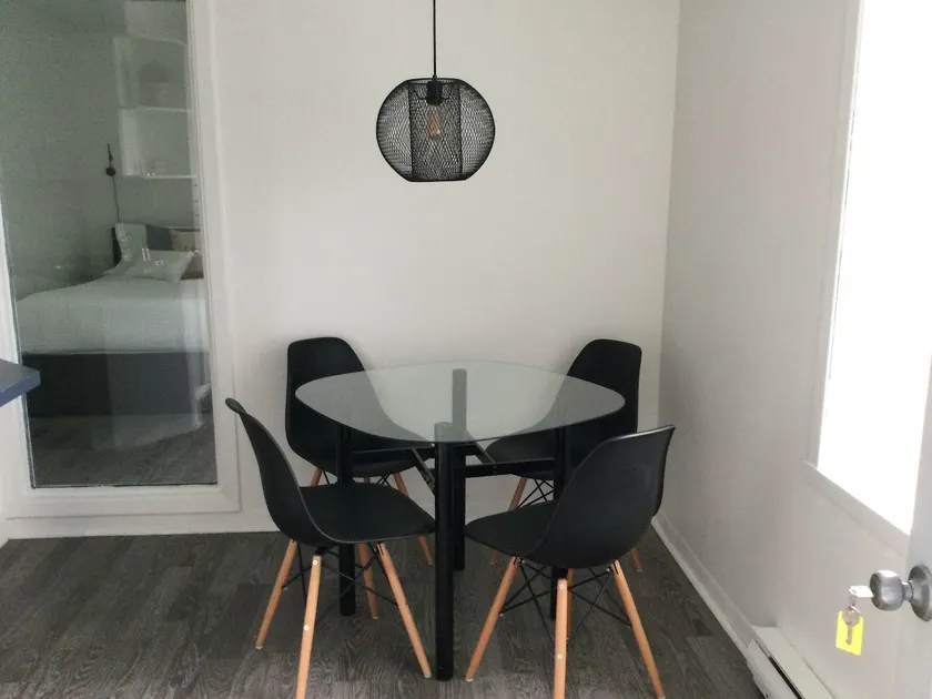 Loft 72 - Image 1