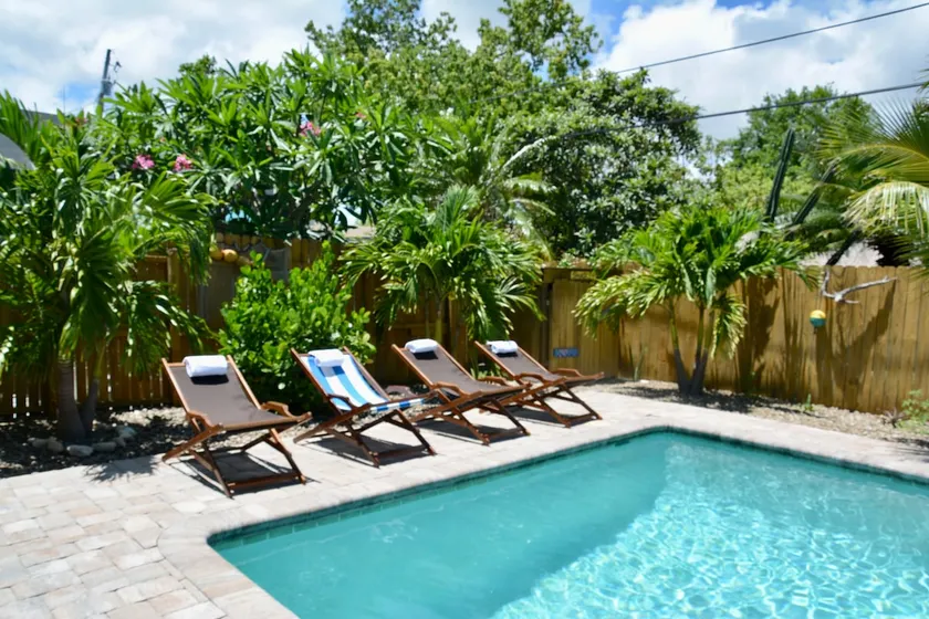 Tropical Retreat Near Beaches, Cruise Terminals - Image 1
