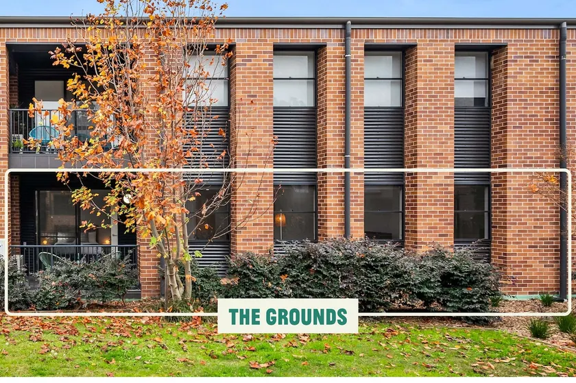 The Grounds Close to Uni & Hospitals - Image 1