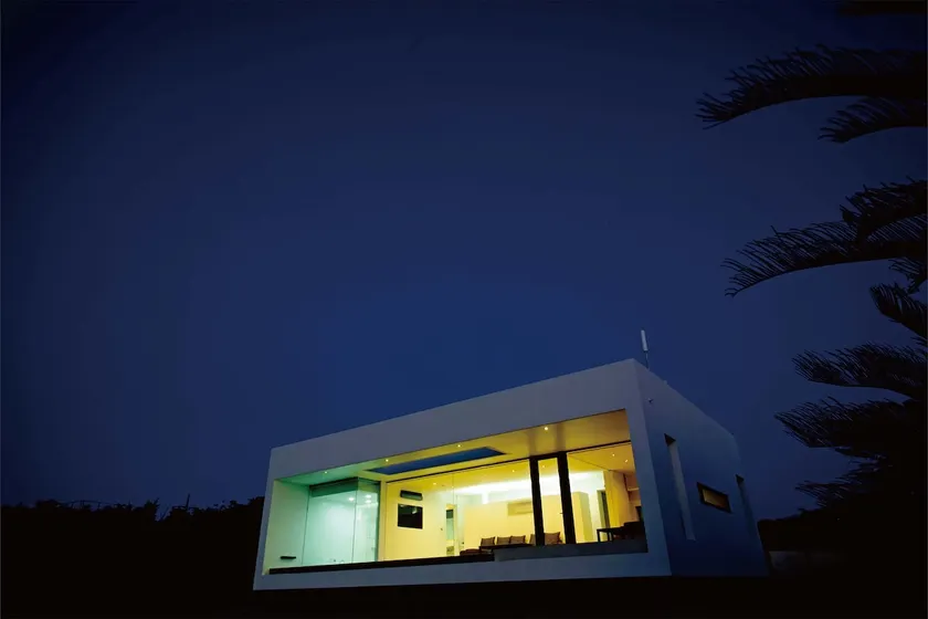 L'ETOILE Retour a l'eau Kouri Island Ocean Front Pool Villa, a hidden rental limited to one group - Image 1