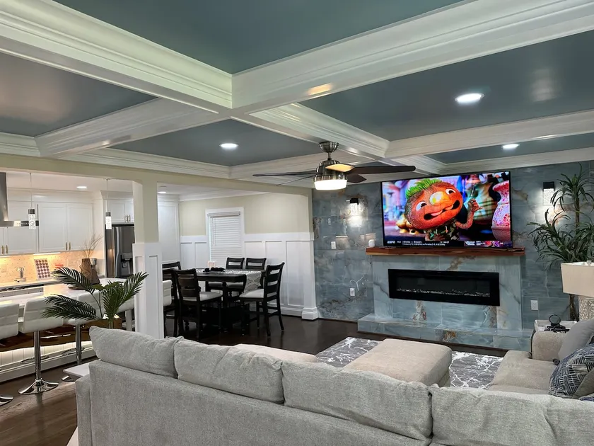 5 bedroom South Charlotte Charmer - Image 1