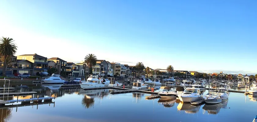 Marina Magic Getaways - Your Waterfront Retreat - Image 1