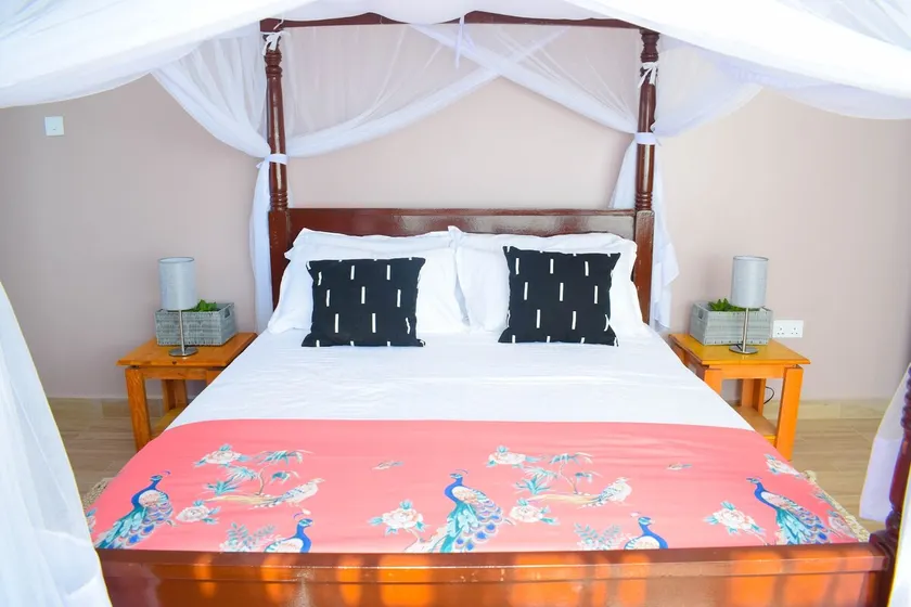 Ilala House, Voi - 2 bed, 2 bath - Image 1