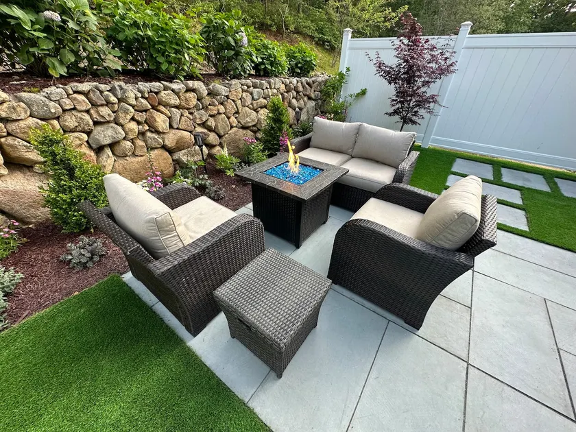 Luxury Guest Suite w/ Private Patio • Near Town - Image 1