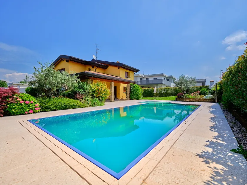 VillasGarda - Villa Leone Salionze - Image 1