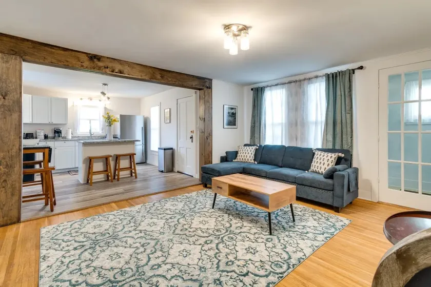 Beautiful Newly Renovated South Wedge Entire Home - Image 1