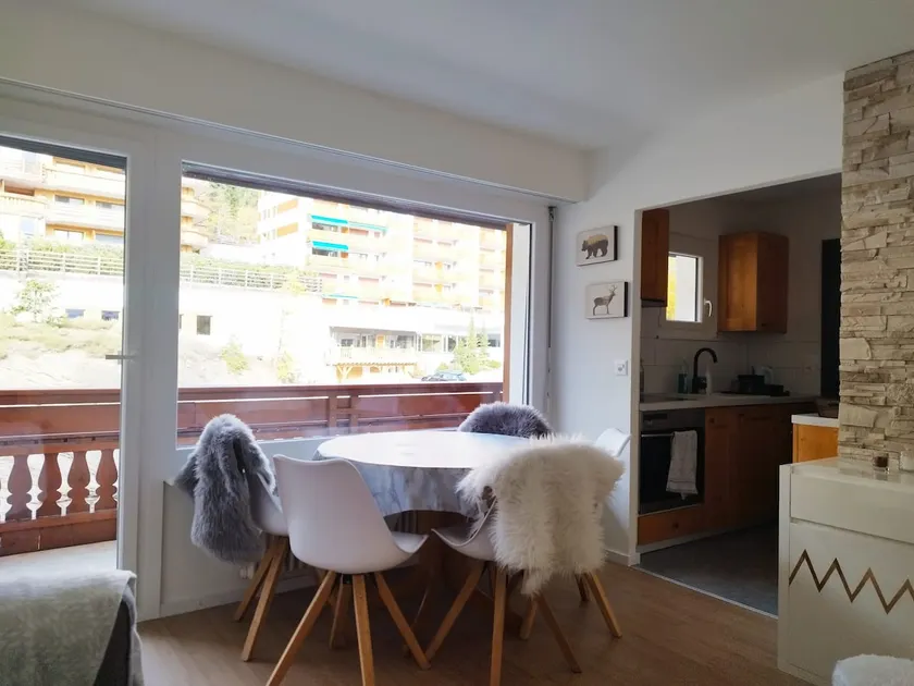 Cozy apartment in Crans Montana - Image 1
