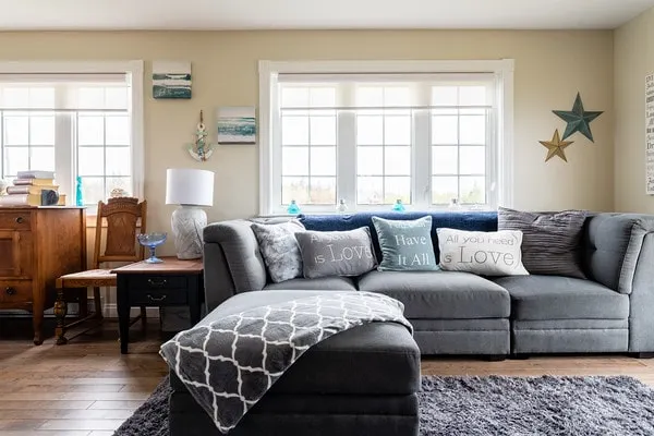 Seashore Beach House Beauty - Image 1