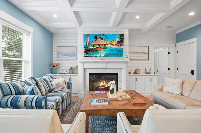 Luxury new spacious modern Cape Cod home - Image 1
