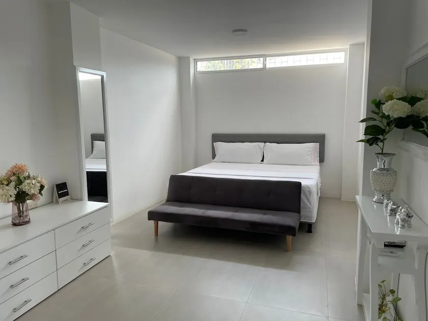 modern and luxurious apartment - Image 1
