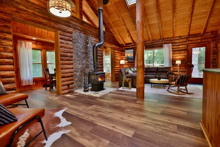 Perfect Cabin 10 Min-Asheville - Image 1