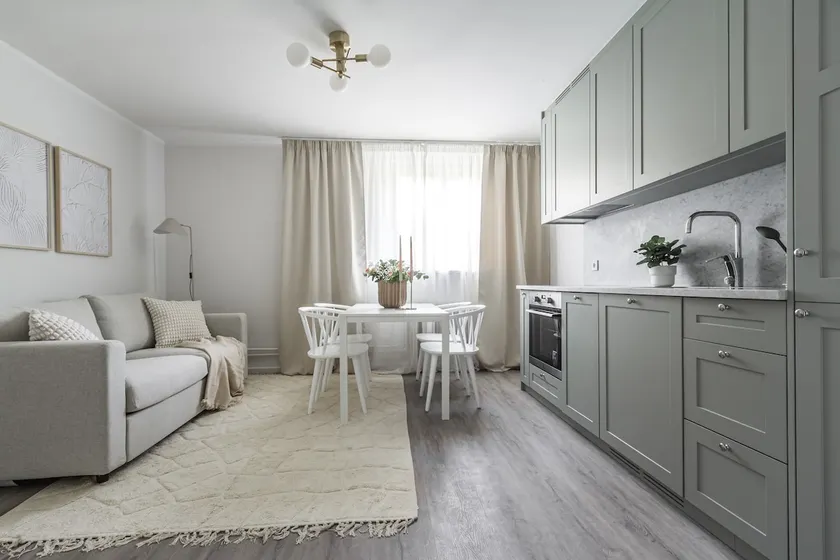 Suburban Comfort with Easy Access to Nature - Image 1