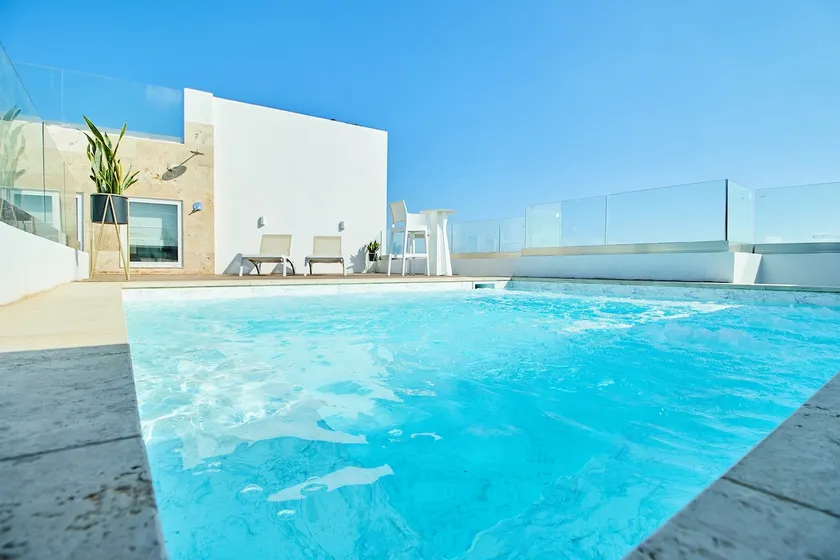 Luxury 2 BR Penthouse - Pool - close to Paceville - Image 1