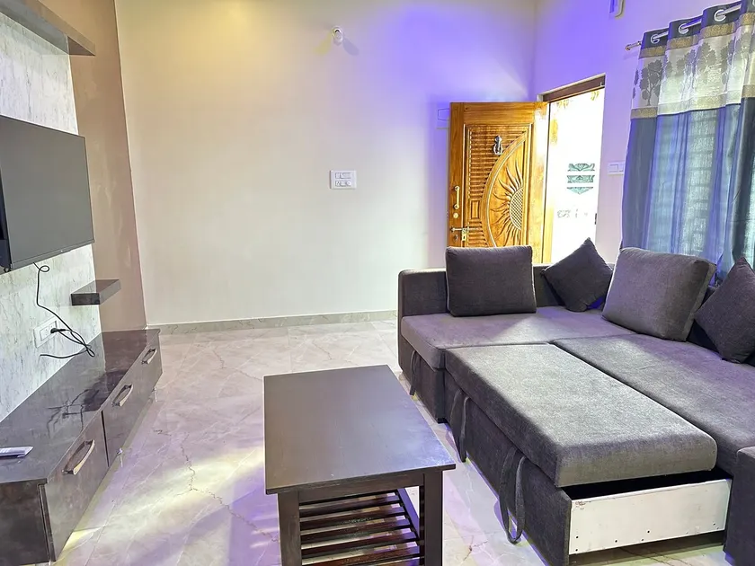 Anthara service apartments - Image 1