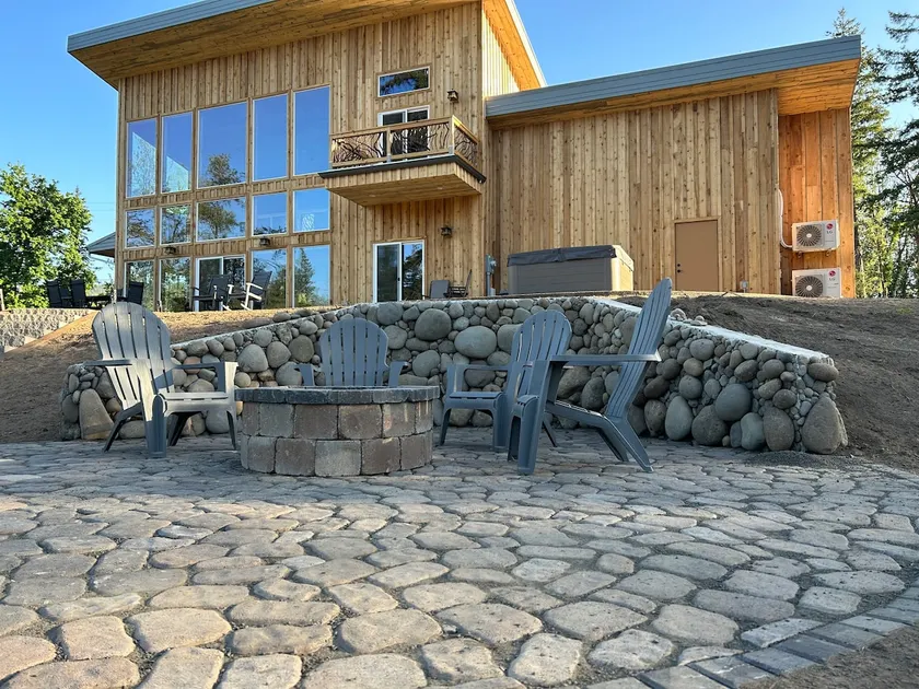 River Cabin - Image 1