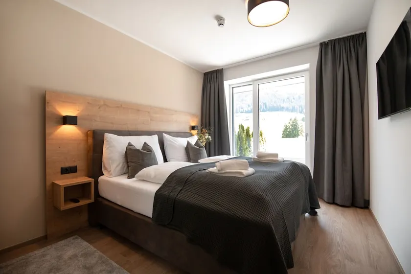 Suite with mountain view - Image 1