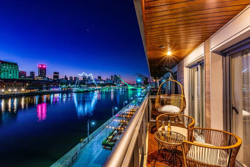 Women's Bridge View | Luxury 2 BR Family Apt - Image 1