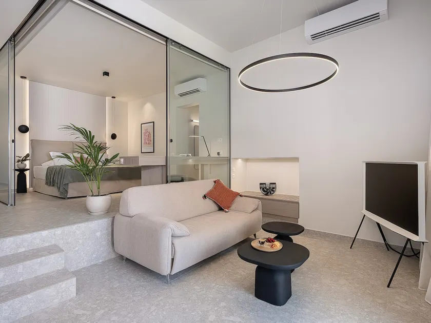 Ares Luxurious Residence - Image 1