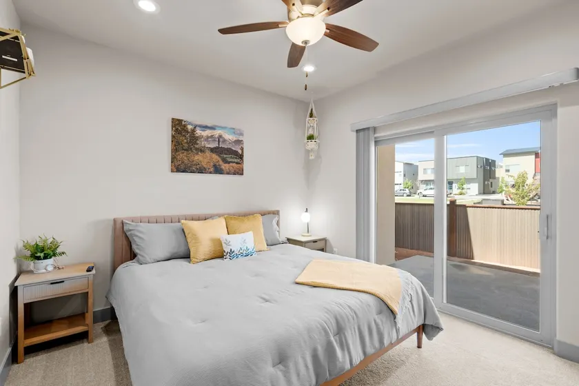 3 King Beds 3 Baths 2-car Garage - Image 1