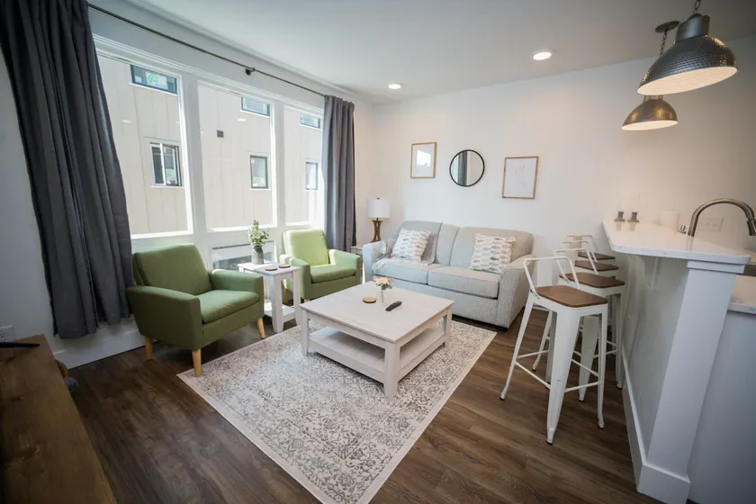 Rooftop Condo in TC w/ Bay Views - Image 1