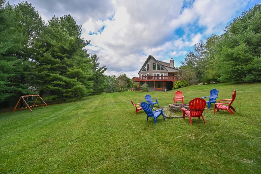 Entire home with huge backyard and hot tub - Image 1