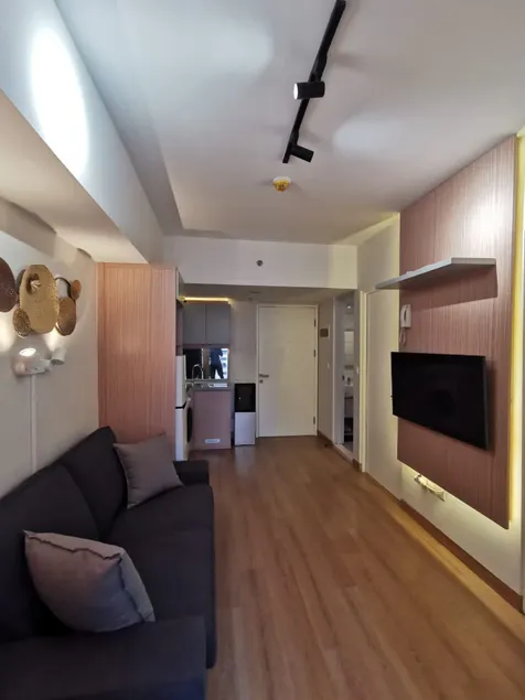 Cozy 3BR @ The Springlake Summarecon Bekasi - Image 1