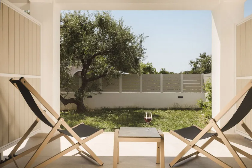 Krystalias luxury studio - Image 1