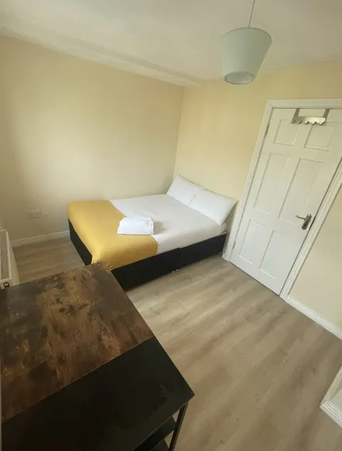 Modern City Centre House - Image 1