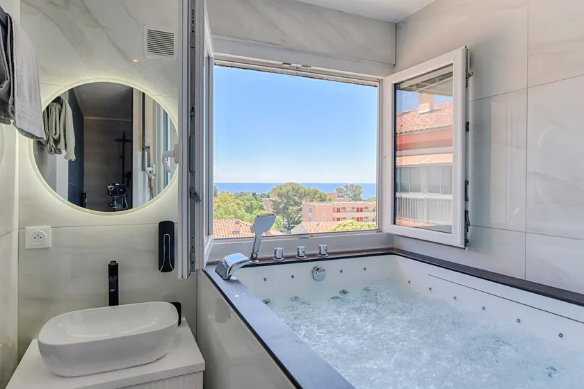 Sea view & spa suite: 3min beach - Image 1