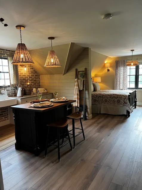 Millie's Inn - Image 1