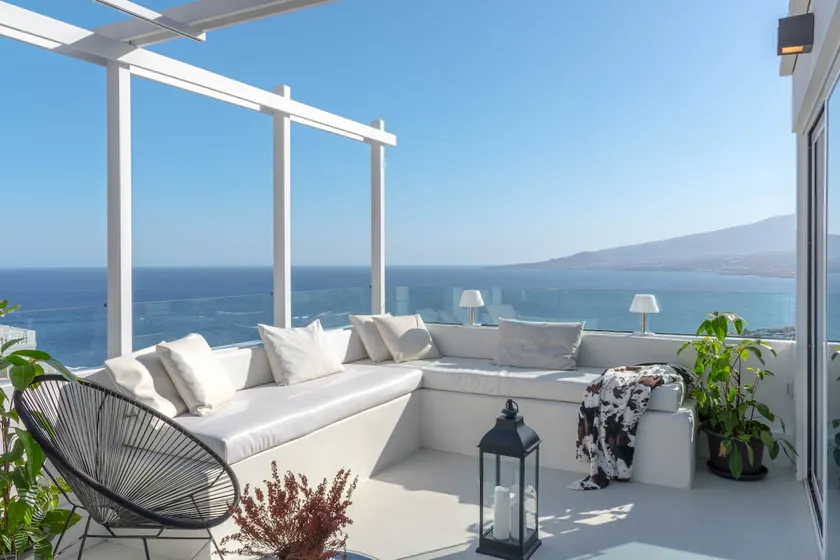 Loft with panoramic views - Image 1
