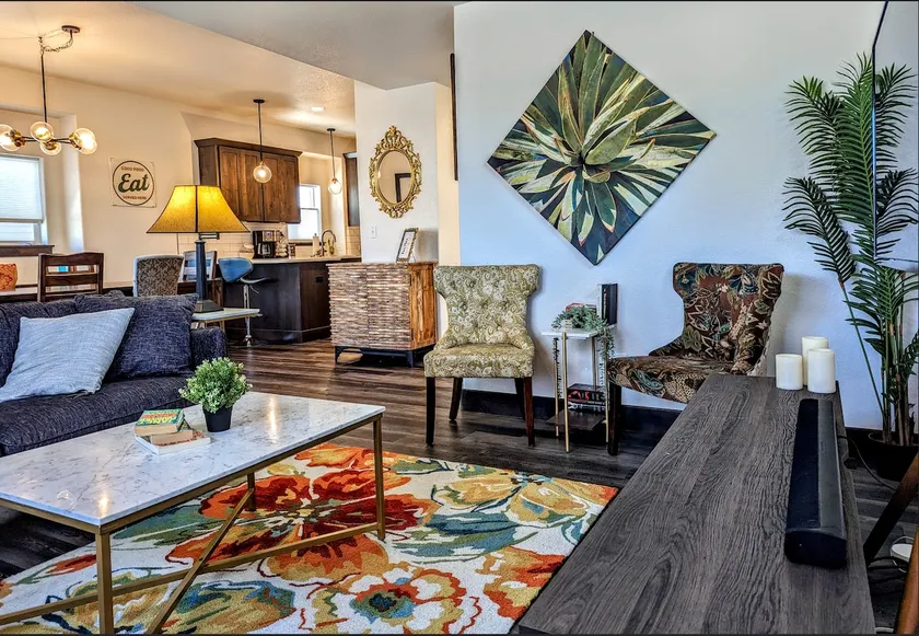 5th Street Retreat - Image 1