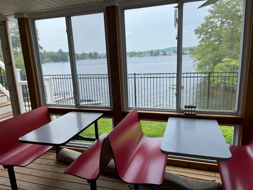 Webster MA on the Lake 1 Bedroom. - Image 1
