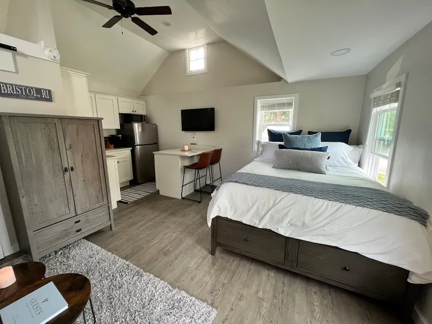 Beautiful Guest House/Studio - Image 1