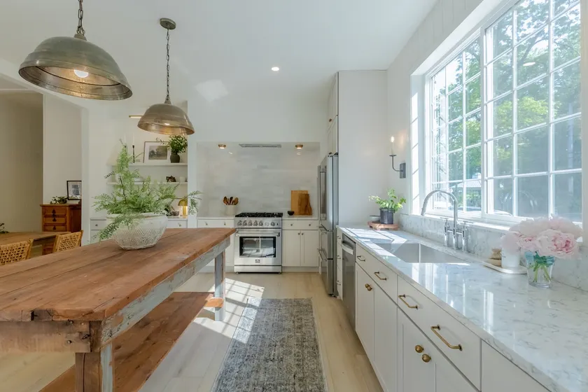The Luna Cottage: Private Beach Access! - Image 1