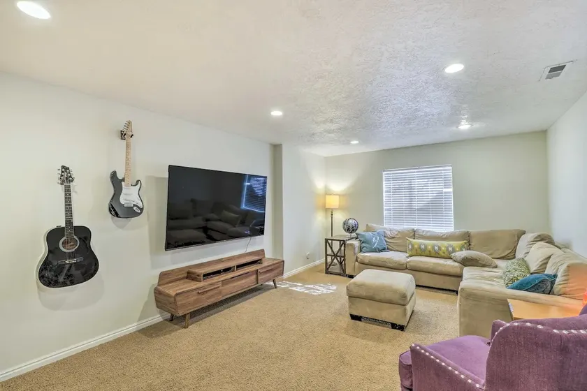 Cozy Orem Gem - Perfect Location - Image 1