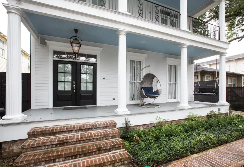Artist's House | Curated NOLA Stay - Image 1