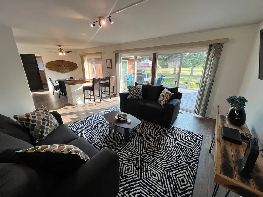 Private Villa on Golf Course - Image 1