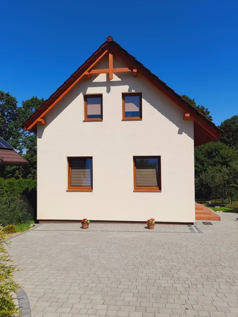 House under Leskovec, Energylandia - Image 1