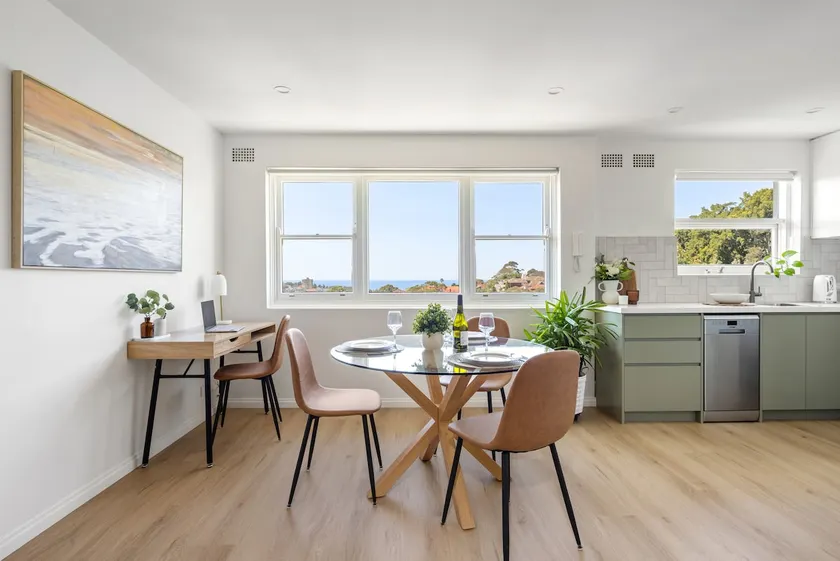 Coogee OCEAN VIEW - Stylish newly renovated Apt. - Image 1