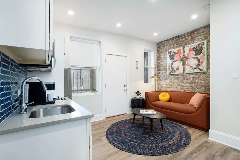 Renovated Stylish Chicago Condo - Image 1