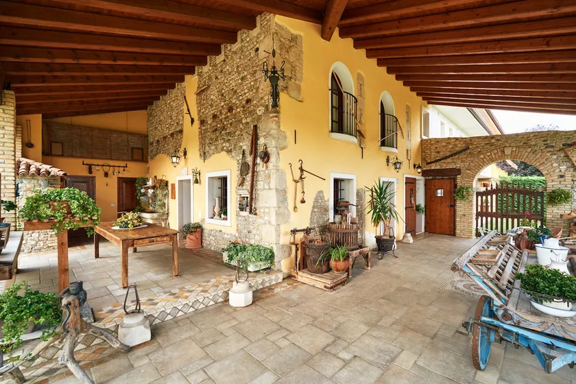 Casa de Mino - single home for vacation and work - Image 1