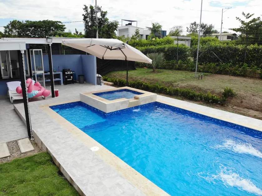 Nice, comfortable and modern house with a private swimming pool. - Image 1
