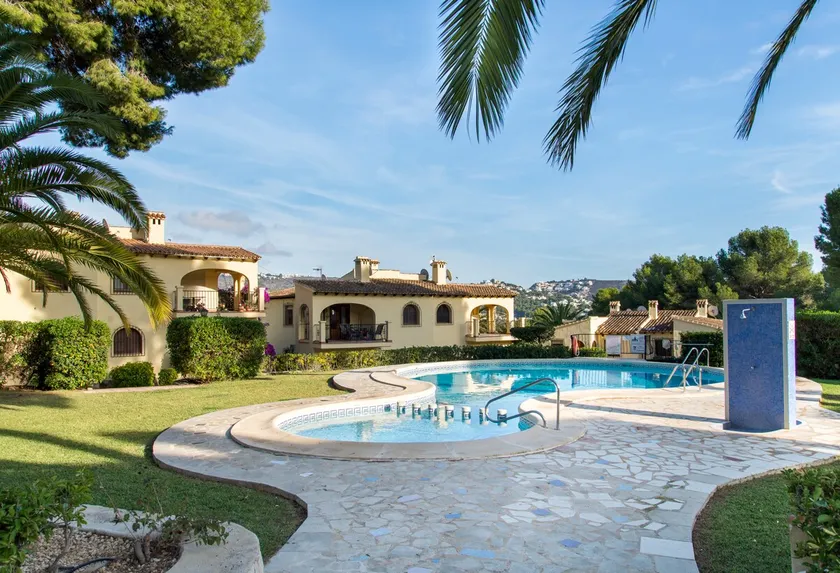 Oliver apartment with pool, newly renovated - Image 1