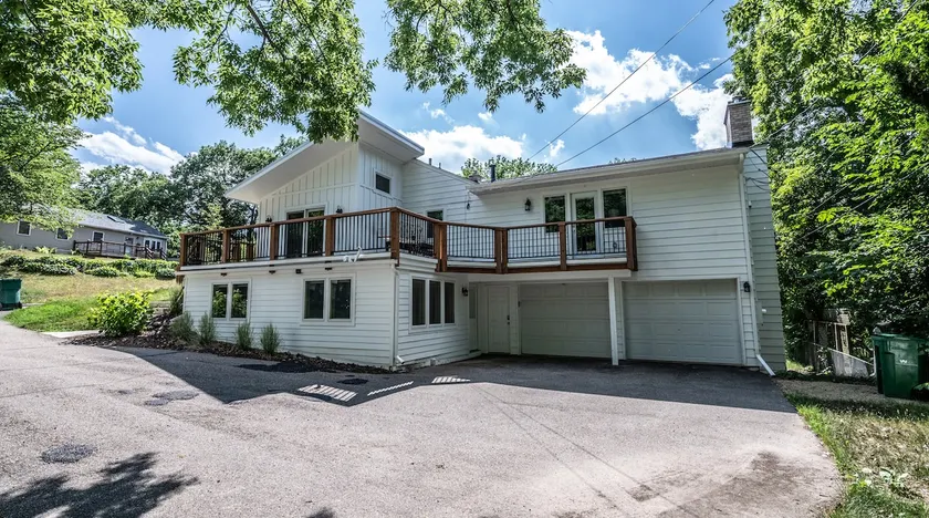 The Spacious Minnetonka 5BR Retreat Cable Lux Life - Image 1