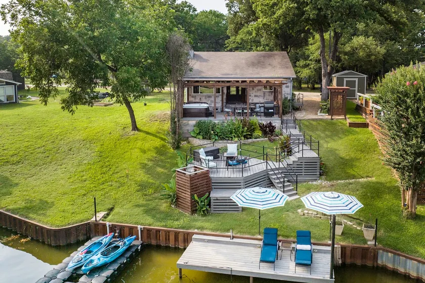 Lakefront Getaway w/ Hot Tub, Projector, Kayaks - Image 1