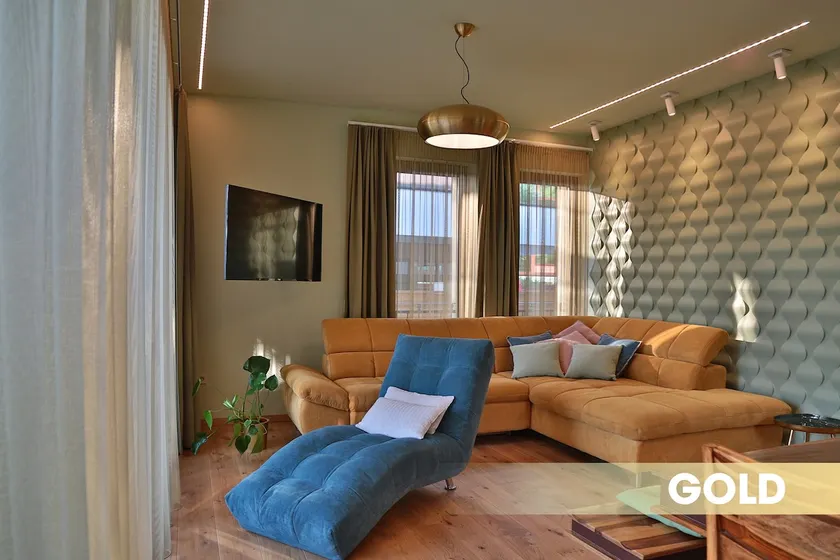 DV Gold Premium Apartment - Image 1